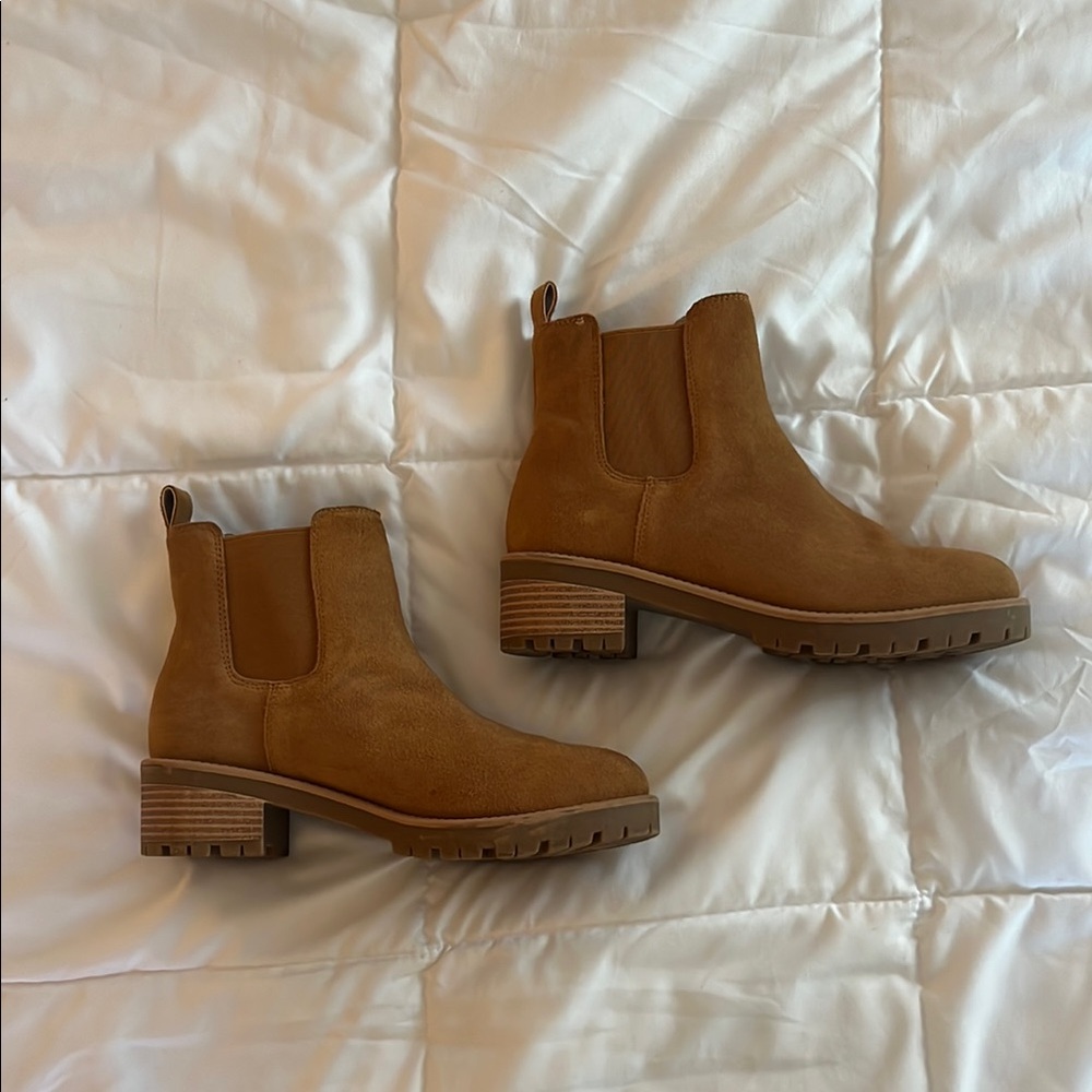 Blondo Women's Tan Boots